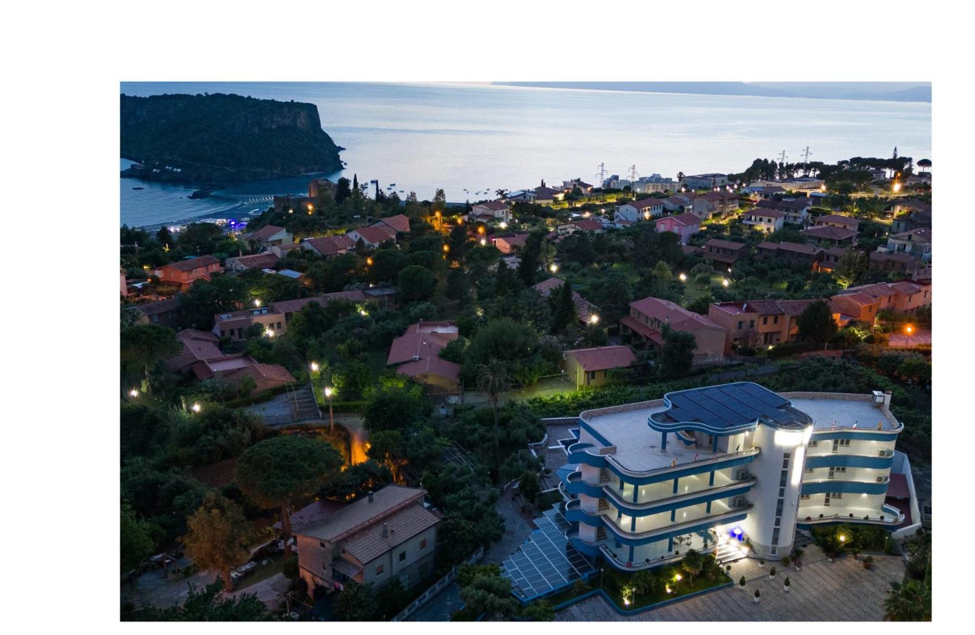 Hotel Blu Eden Praia a Mare Exteriér fotografie