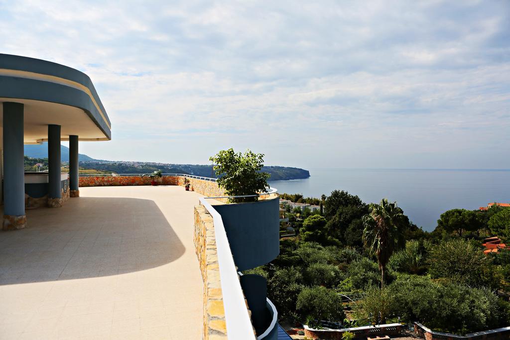 Hotel Blu Eden Praia a Mare Exteriér fotografie